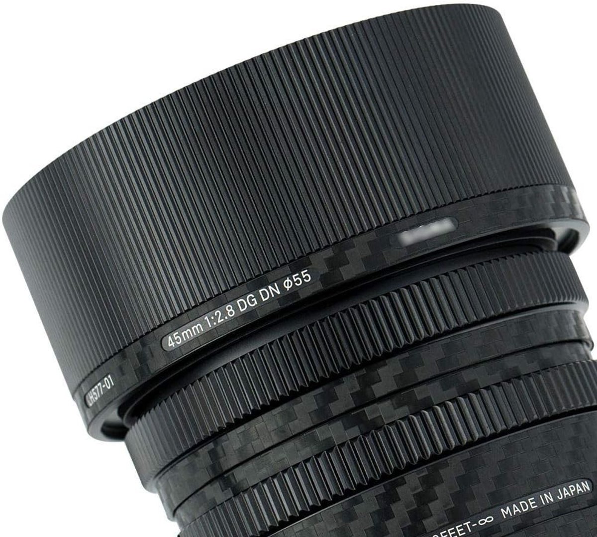 Anti-scratch Carbon Fiber Lens Skin Sticker voor Sigma 45mm f/2.8 DG DN - Beschermende Film en Body Wrap voor Lensbeveiliging en Onderhoud