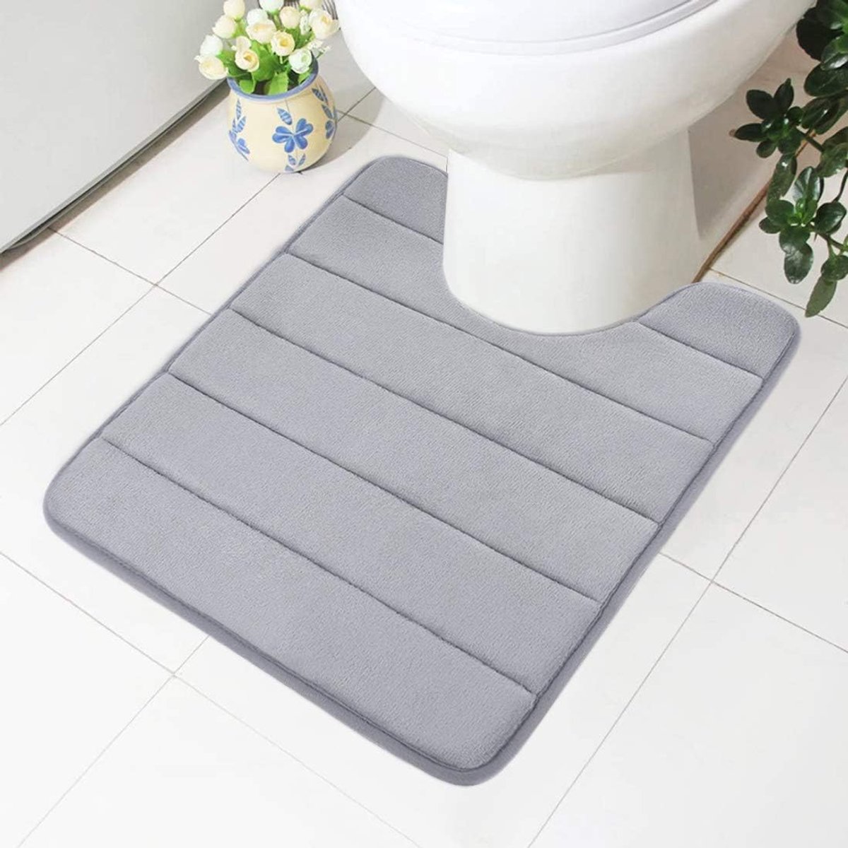 Badmat - 50 x 60 cm - Met uitsparing - Microvezel - Antislip - Machinewasbaar - Grijs