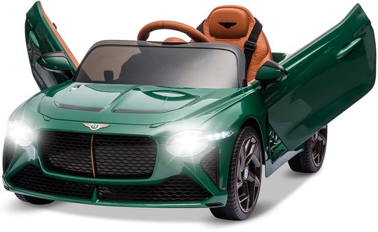 Groene Bentley kinderauto met deuren open, op een witte achtergrond.