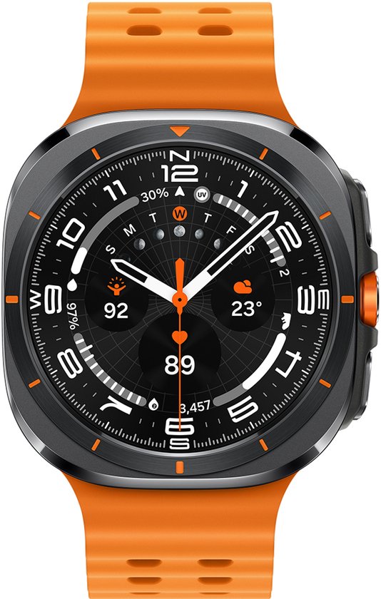 Grijze smartwatch met oranje band, digitaal display met wijzers en oranje accenten.