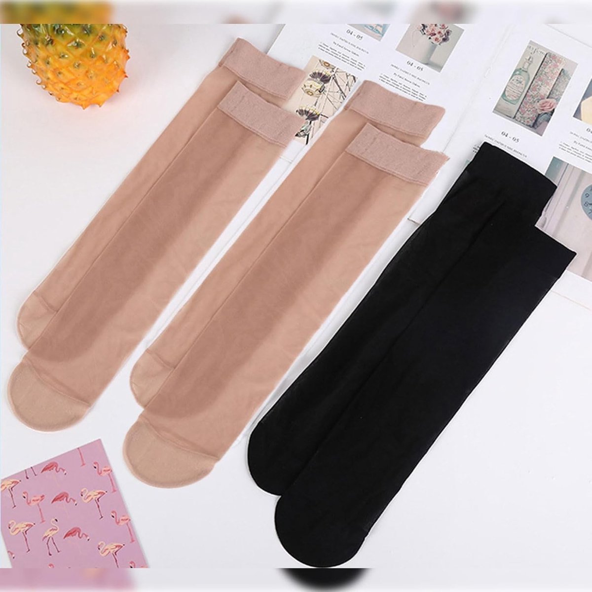 12 Paar Dames Nylon Pop Sokken, Kniehoog met Versterkte Tenen, Zwarte en Huidskleurige Kousen voor Comfort en Stijl