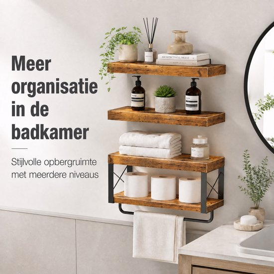 Houten wandplanken met metalen frame, met planten, zeepdispensers en toiletrollen.