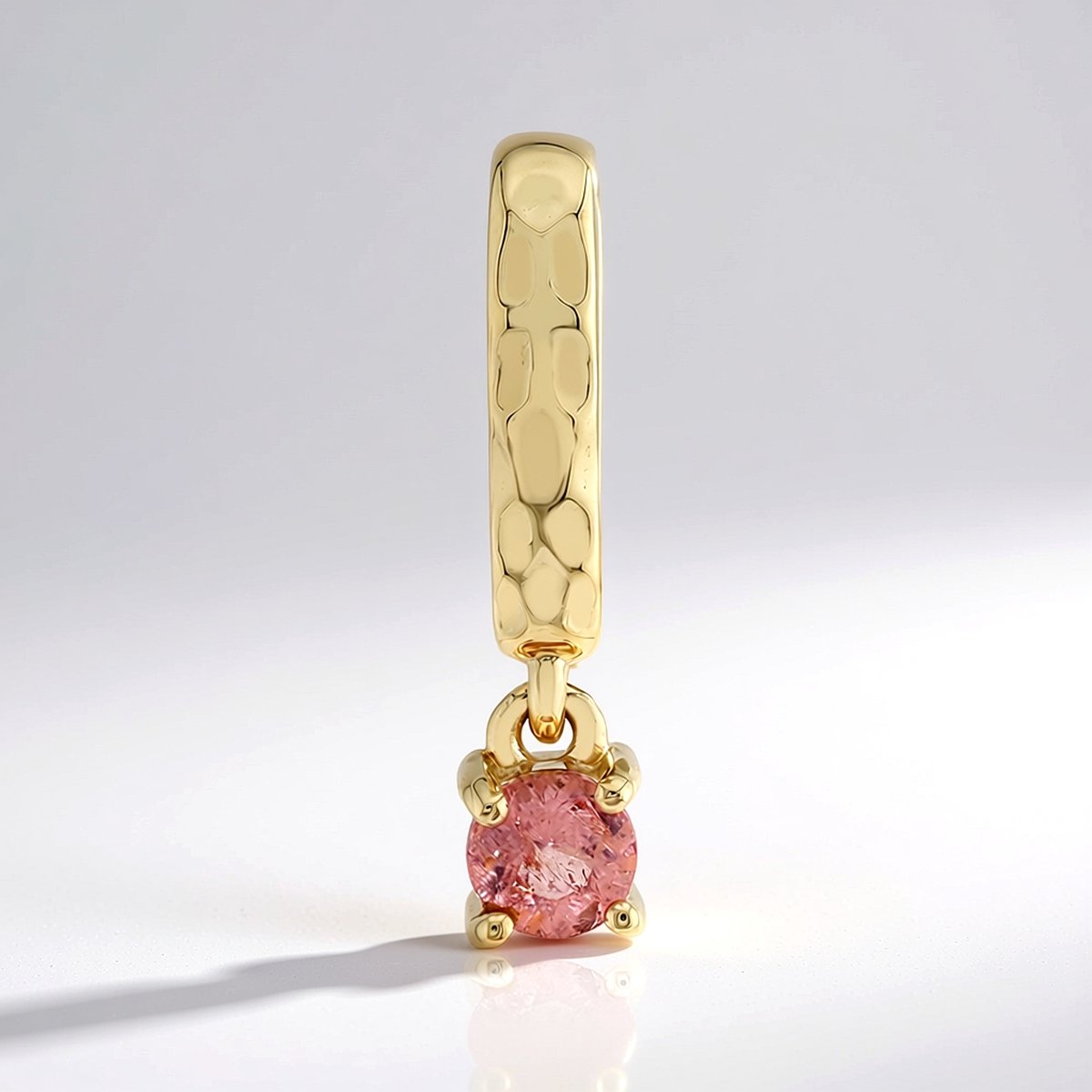 Cavill - Gouden Hanger 9 Karaat Geelgoud - Pezzottaite Edelsteen 0,12 ct Rondgeslepen - Madagaskar - Verfijnde Modieuze Gouden Sieraden Dames