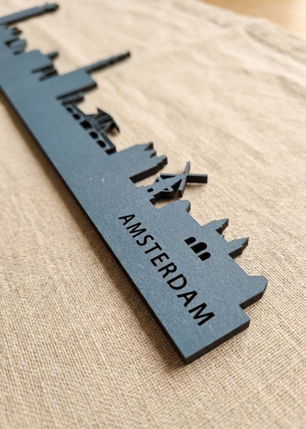 Houten Skyline Amsterdam | Wanddecoratie voor aan de muur | Blauw MDF | 70 cm breed