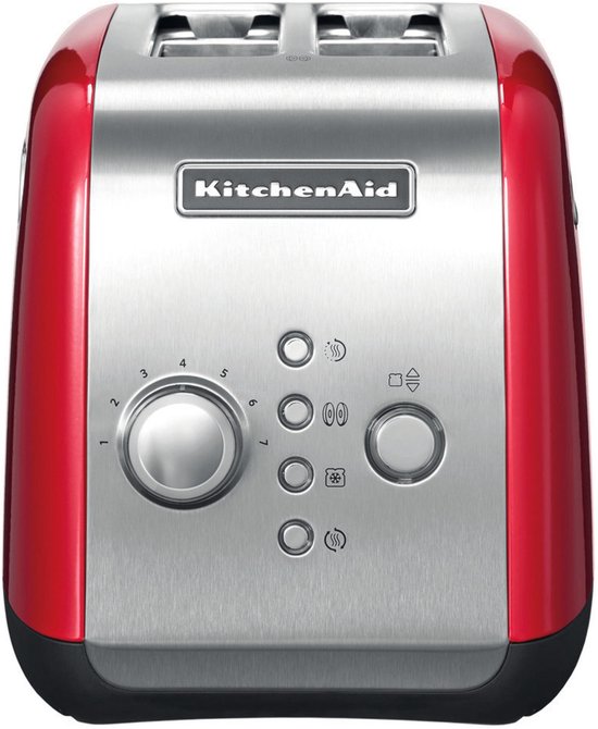 Rode KitchenAid broodrooster met twee sleuven en een roestvrijstalen voorpaneel met instelbare bruiningsknop.