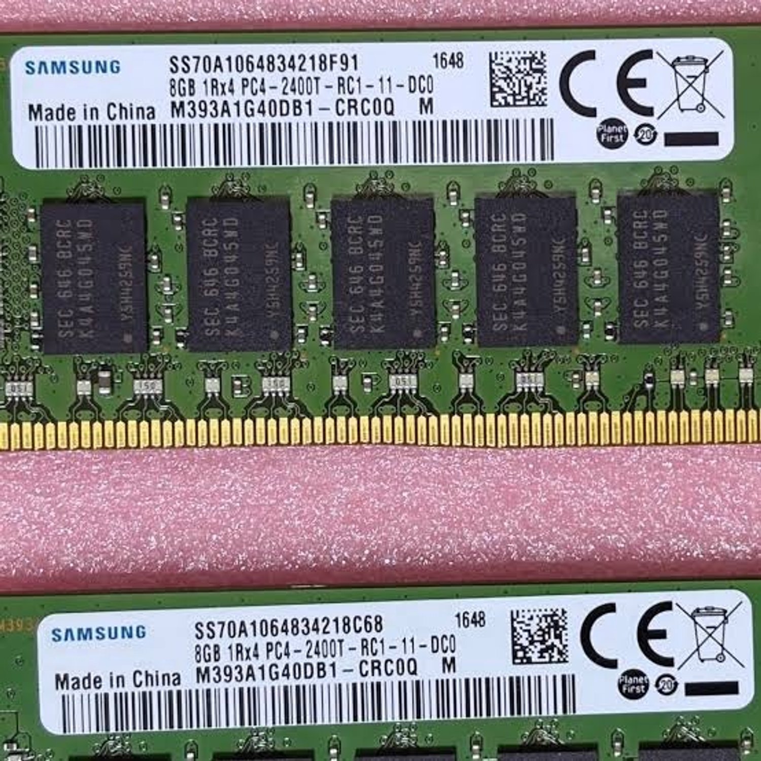 Samsung M393A1G40DB1-CRC0Q – 8GB DDR4 2400MHz ECC Registered DIMM Servergeheugen – PC4-19200