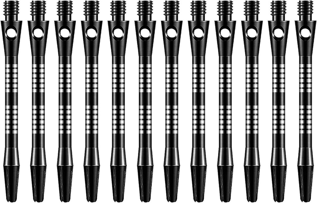 Zwarte dart shafts met aluminium materiaal en rubber ringen voor optimale prestaties