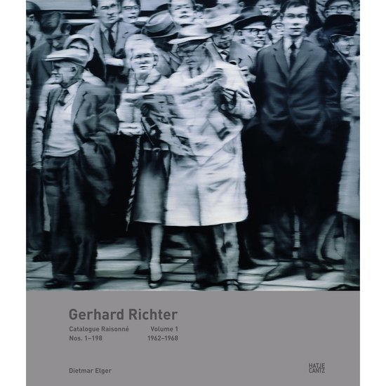 Zwart-wit schilderij van een menigte in pakken met boekcovertekst: Gerhard Richter Catalogue Raisonné Volume 1.