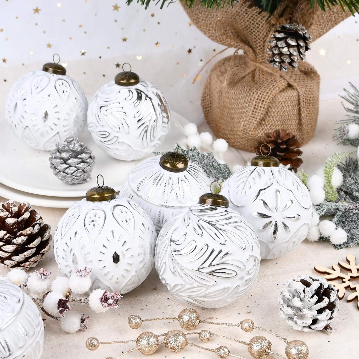 Kerstballenset - Vintage kerstboomversieringen - 12 stuks - Kerstballen in landelijke stijl - Kerstdecoratie voor binnen - 80 mm (3,15 inch) kersttafereel - Kerstballen voor in de boom - zliver en wit – foto 2