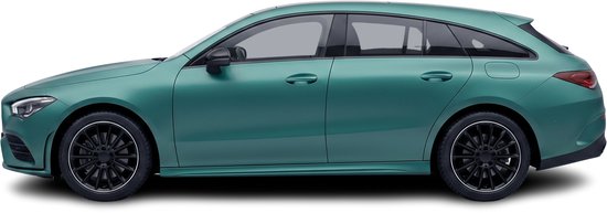Groene Mercedes CLA Shooting Brake, profielzicht op zwarte velgen.