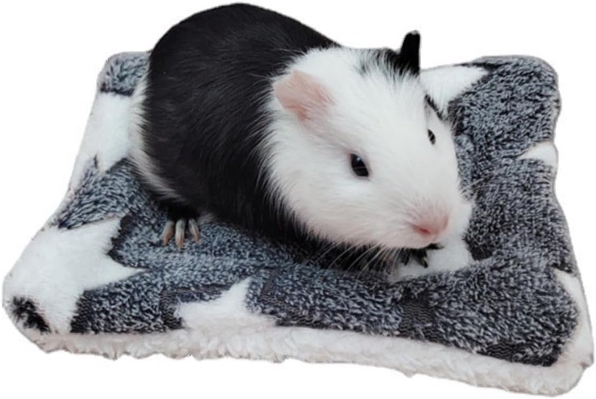 Cavia's warme bedmatten, hamsterpad, fleece mat, kleine dieren, winter, slapen, warm bed, kussen, egel, huisdeken