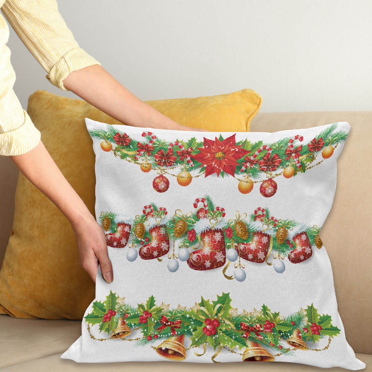 ABAKUHAUS Kerstmis Kussenhoes, Bloemen Socken en Glocken, Dubbelzijdige Digitale Print met Ritssluiting, Kleurecht, Onderhoudsvriendelijk en Wasbaar, 60 x 60 cm, Oranje Rood Groen