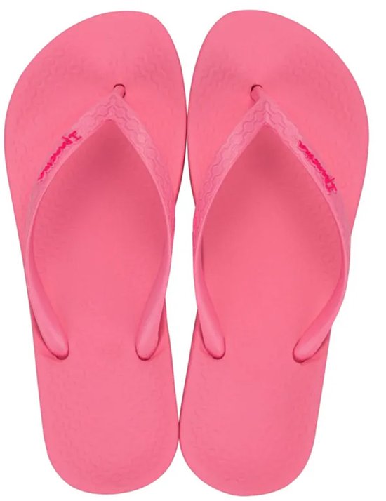 Roze Ipanema Anatomic teenslippers met een gestructureerd voetbed en een reliëflogo op de bandjes.