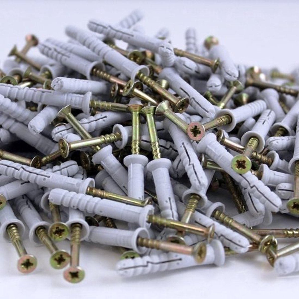Nylon slagpluggen - Nagelpluggen - Voor bevestiging in steen - Verzonken kop - 6 x 50 mm - Grijs