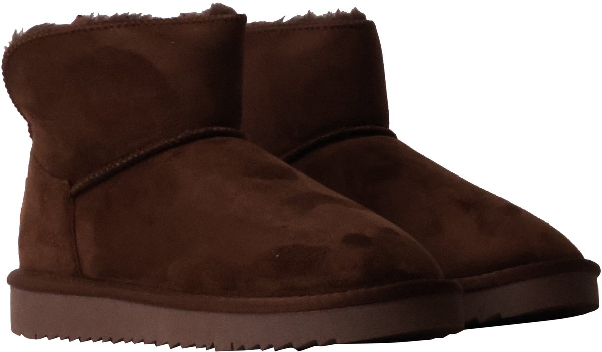 Enkelhoge schoenen om aan te trekken