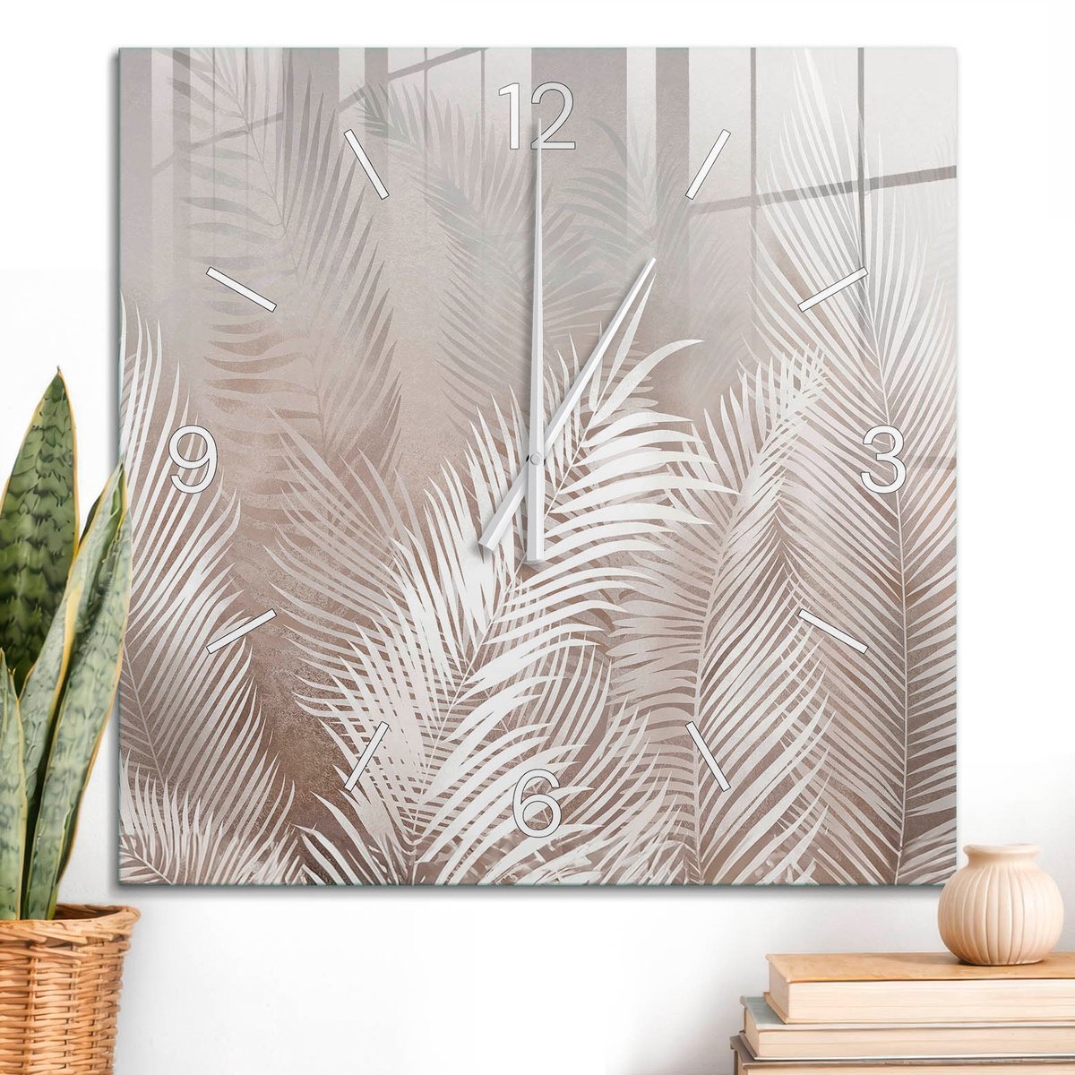 ArtPrintCave Beige Glazen Klok - 60x60 cm - Wandklok Vierkant - Etherische Veren Wandklok Keuken - Natuur Unieke Klok - Witte Klokwijzers