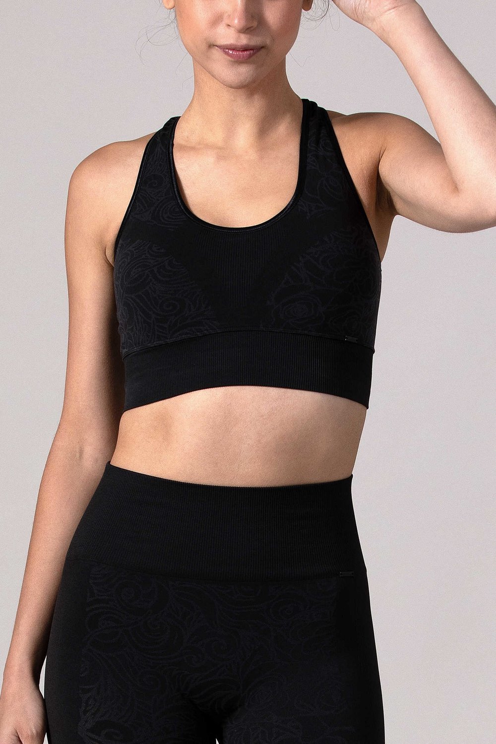 REVIVE Viane - Sport-bh Dames - Seamless, Uitneembare Cups, Yoga - Jet Black - Maat S