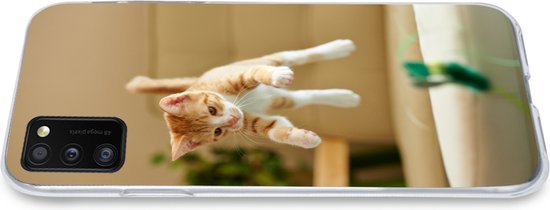 Telefoonhoesje Geschikt voor Samsung Galaxy A41 hoesje - Kat - Spring - Speelgoed - Siliconen Telefoonhoesje Telefoonhoesje