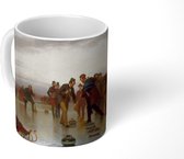 Mok - Curling; a Scottisch game at Central Park - schilderij van John George Brown - 350 ML - Beker - Uitdeelcadeautjes