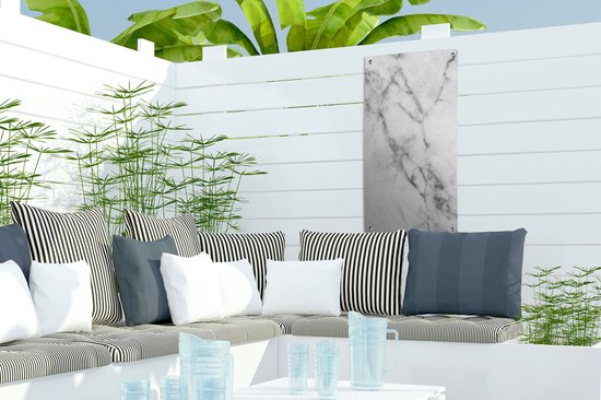 Tuinposter Marmer - Luxe - Wit - 30x60 cm - Tuindoek - Buitenposter Tuinposter Marmer - Luxe - Wit - 30x60 cm