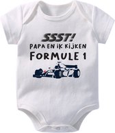Hospitrix Baby Rompertje met Tekst "SSST! Papa en ik kijken Formule 1" R9 | 0-3 maanden | Korte Mouw | Cadeau voor Zwangerschap |