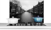 Spatscherm keuken 90x60 cm - Kookplaat achterwand Gracht in Amsterdam - Zwart - Wit - Muurbeschermer - Spatwand fornuis - Hoogwaardig aluminium