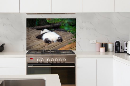 Spatscherm keuken 100x65 cm - Kookplaat achterwand Dier - Panda - Slapen - Muurbeschermer - Spatwand fornuis - Hoogwaardig aluminium