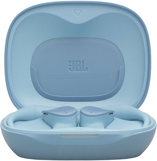 Lichtblauw laadstation met JBL Sense Lite oordopjes, met in de deksel het JBL logo.