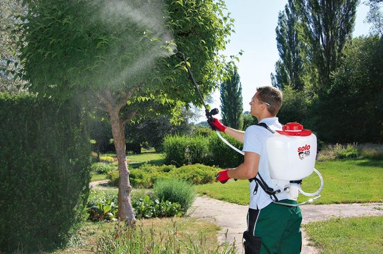 Rugspuit 15 liter met membraanpomp en sproeiers van Merkloos	 — afbeelding 2