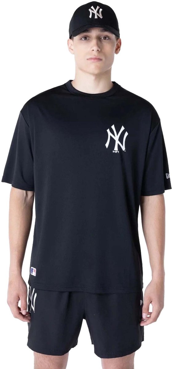 New Era League Essentials Tee Neyyan T-Shirt Fashion Wear Volwassen Zwart