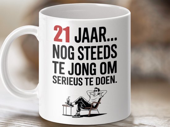 Mug 21e anniversaire, anniversaire drôle, cadeau pour lui, cadeau d'anniversaire, encore jeune, mug drôle, mug humour, trop jeune, mug sérieux, mug fun, 21e anniversaire, jeune adulte, idée cadeau