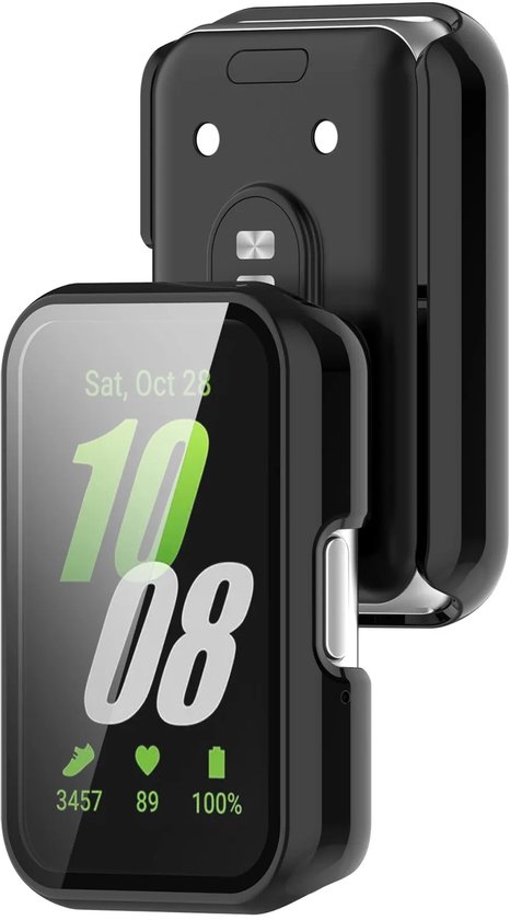 Zwarte smartwatch met de tijd '10:08' op het scherm, met een hoesje op de achterkant.
