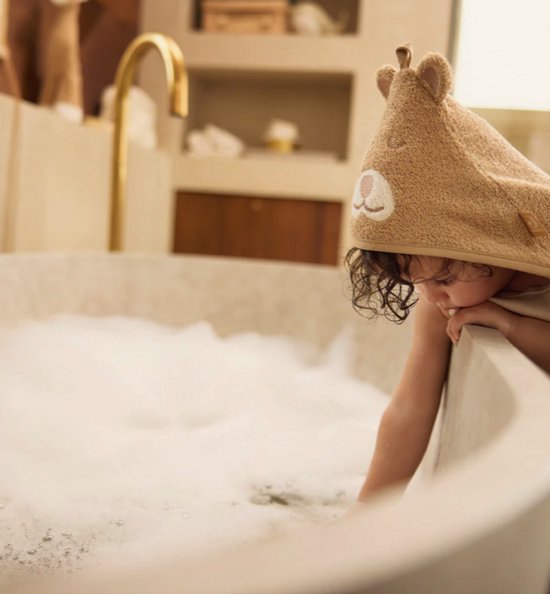 Beer baby cadeaupakket - Badcape, badspeeltje en houten borstel & kam met naam - Kraamcadeau baby - Gepersonaliseerd kraamcadeau - Baby cadeau met naam - Origineel baby cadeau - Baby geschenkset van Beer   — afbeelding 5