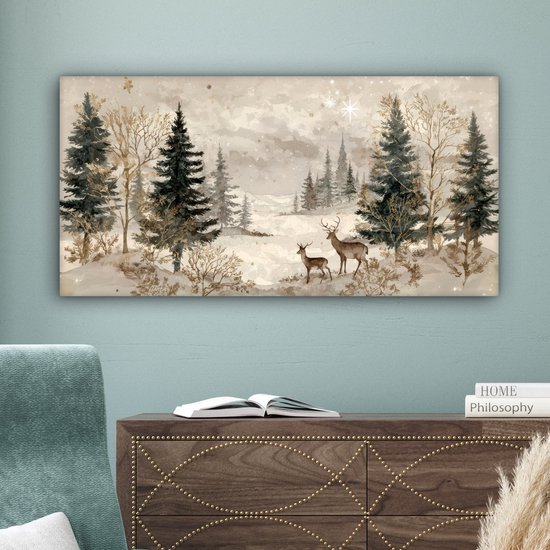 Un paysage forestier hivernal avec deux cerfs, des accents dorés, accroché au-dessus d'une commode.