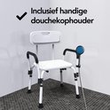 Witte douchestoel met armleuningen, rugleuning en een douchekop houder.