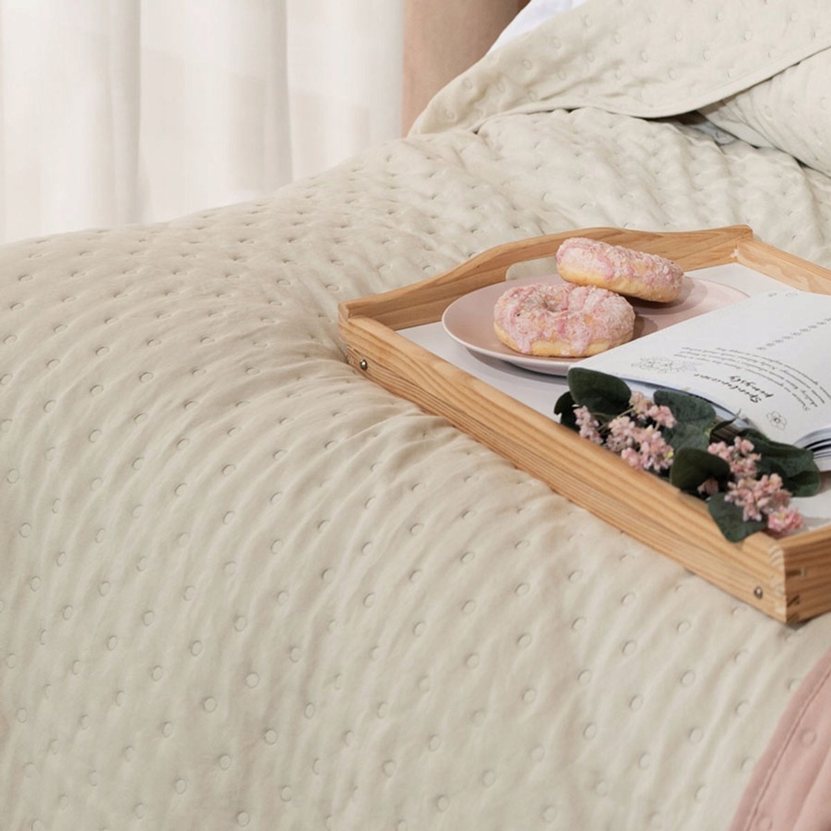 NULES sprei 200x220 cm Beige - Stijlvolle slaapkamerdecoratie