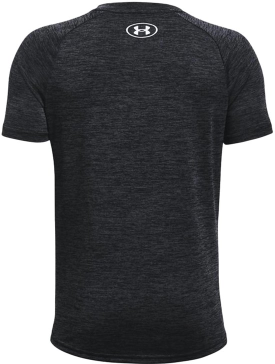 Zwart Under Armour sportshirt met korte mouwen en wit logo op de rug.