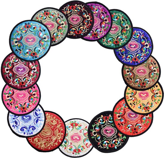 Encanto Mandala: set van 12 onderzetters van hout, 9 x 9 cm, kunst en bescherming voor je tafel