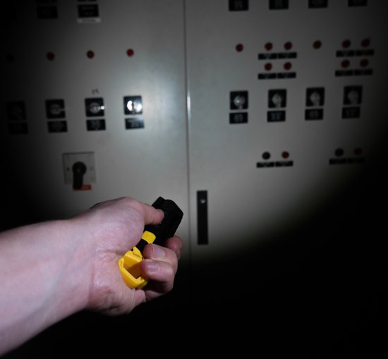 Baladeuse LED rechargeable 600 lm - Pliable & Sans fil - Avec aimant et crochet