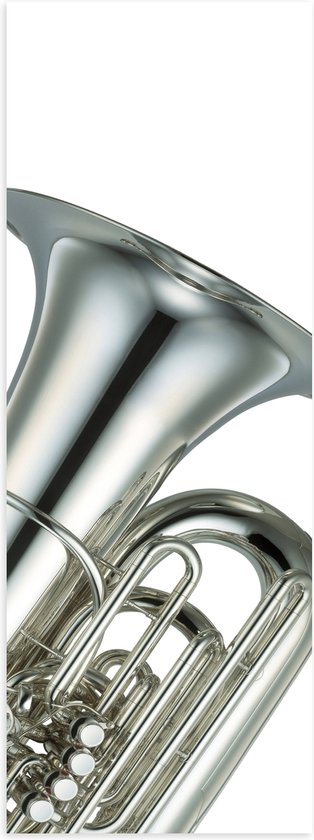 Poster (Mat) - Zilveren Tuba tegen Witte Achtergrond - 20x60 cm Foto op Posterpapier met een Matte look