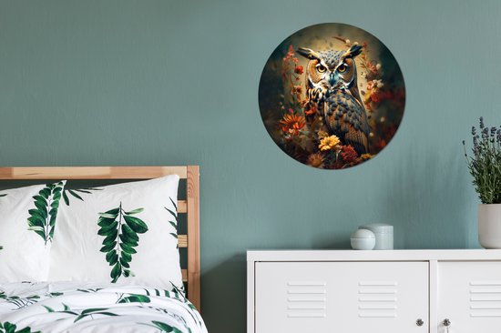 Cercle mural rond avec un hibou détaillé dans un bosquet de fleurs et de plantes aux couleurs chaudes et vives.