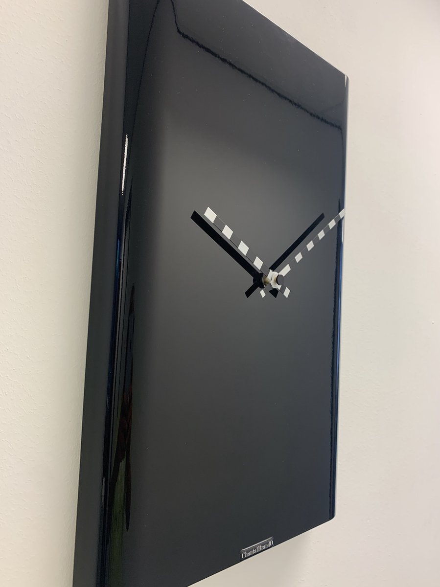 Wandklok CHANTALBRANDO -- SARAGOSSA BLACK -- MODERN DESIGN -- MADE IN HOLLAND