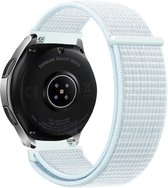 Strap-it Smartwatch bandje 20mm - zacht nylon bandje geschikt voor Samsung Galaxy Watch 42mm / Active / Active2 40 & 44mm / Galaxy Watch 3 41mm / Galaxy Watch 4 - Classic / Galaxy Watch 5 - Pro / Galaxy Watch 6 - Classic / Gear Sport - licht cyaan