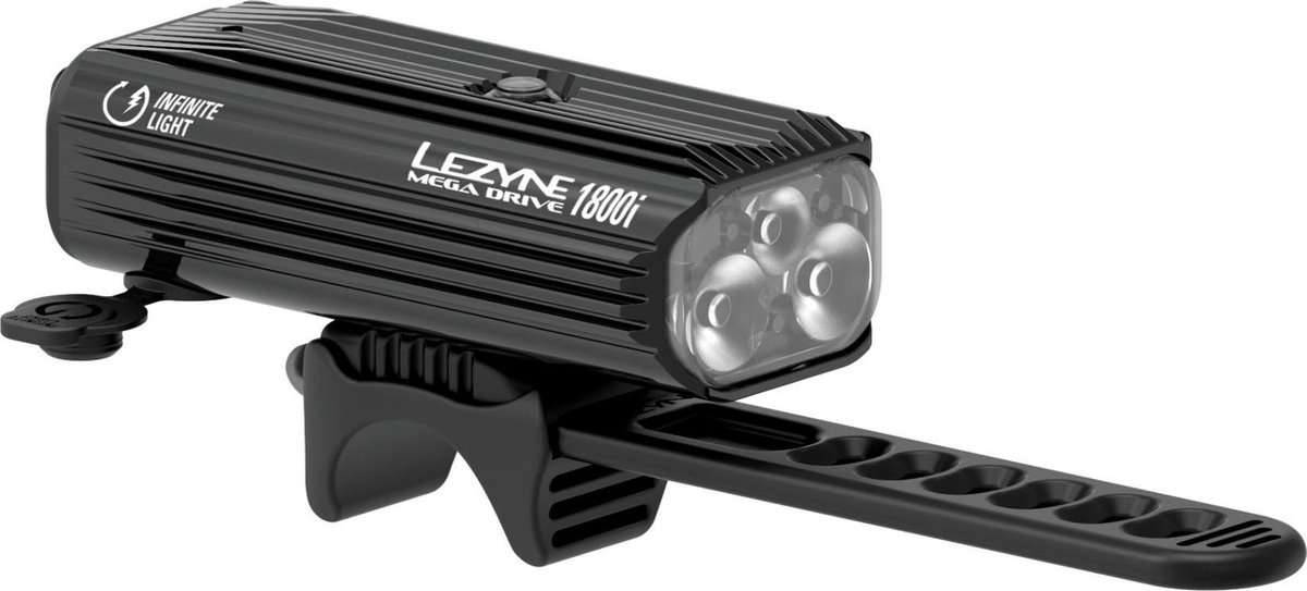 Lezyne Mega Drive 1800i - Oplaadbare LED fietslamp voor - Auto Day/Night sensor - Smart Connect Technology - 1800 Lumen - 7 Standen - Waterdicht - Accu tot 48 uur - Zwart - Lezyne