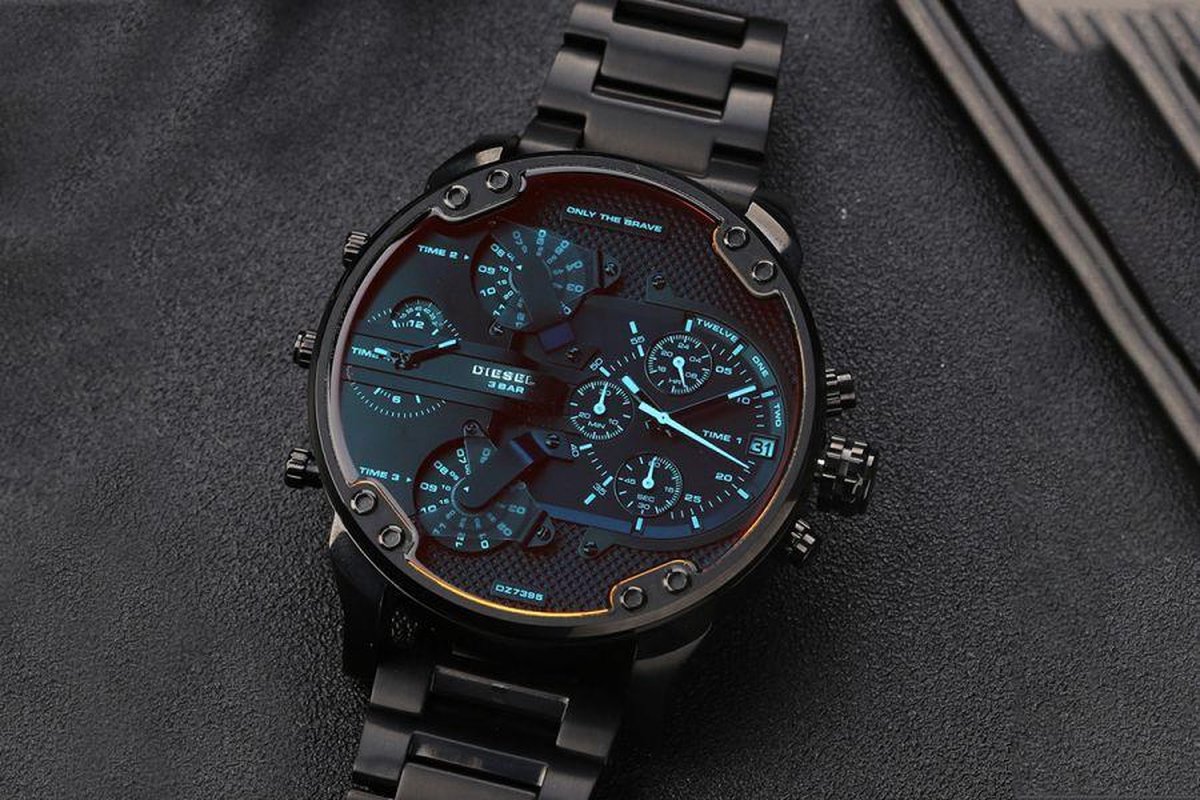 Op grote schaal voorzetsel heel fijn Diesel Zwart Mannen Horloge DZ7395 | bol.com