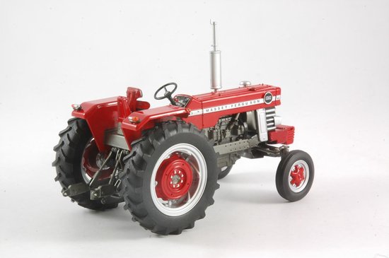 Universal Hobbies : Des tracteurs Massey Ferguson en édition limitée