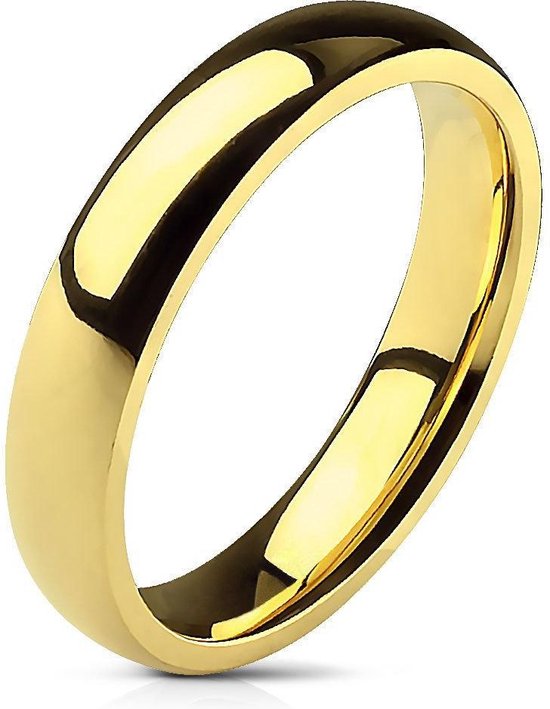 Bague de mariage dorée avec une finition polie brillante.