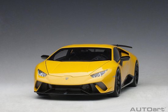 AutoArt 1/18 Lamborghini Huracan Performante - 2017, Giallo Inti
