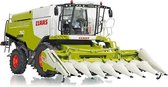 Claas Lexion 760 Combine with Conspeed Corn Header