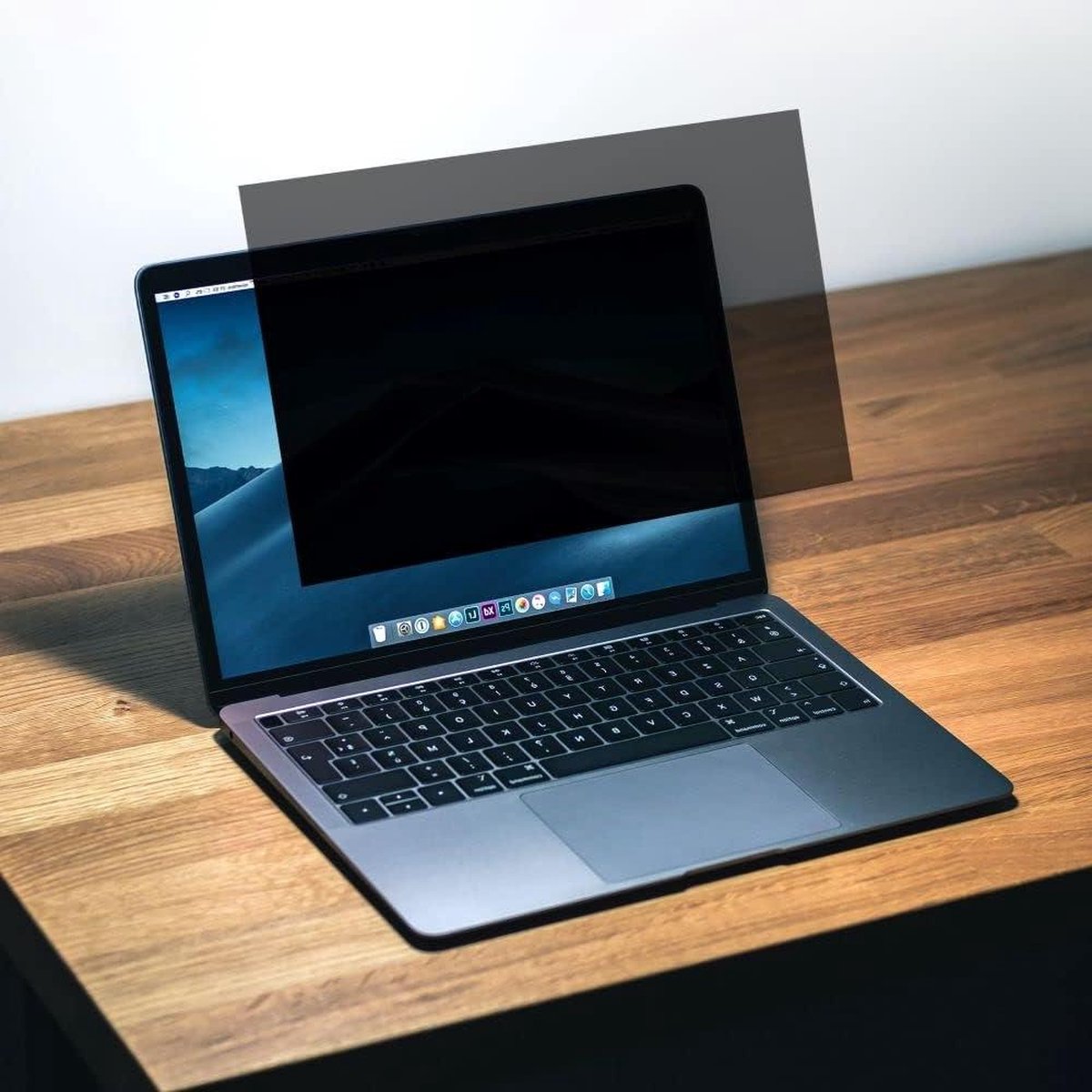 16-9 Rand tot Rand Privacyfilter voor Laptop 14-Inch Maat Zwart met 2D-technologie.